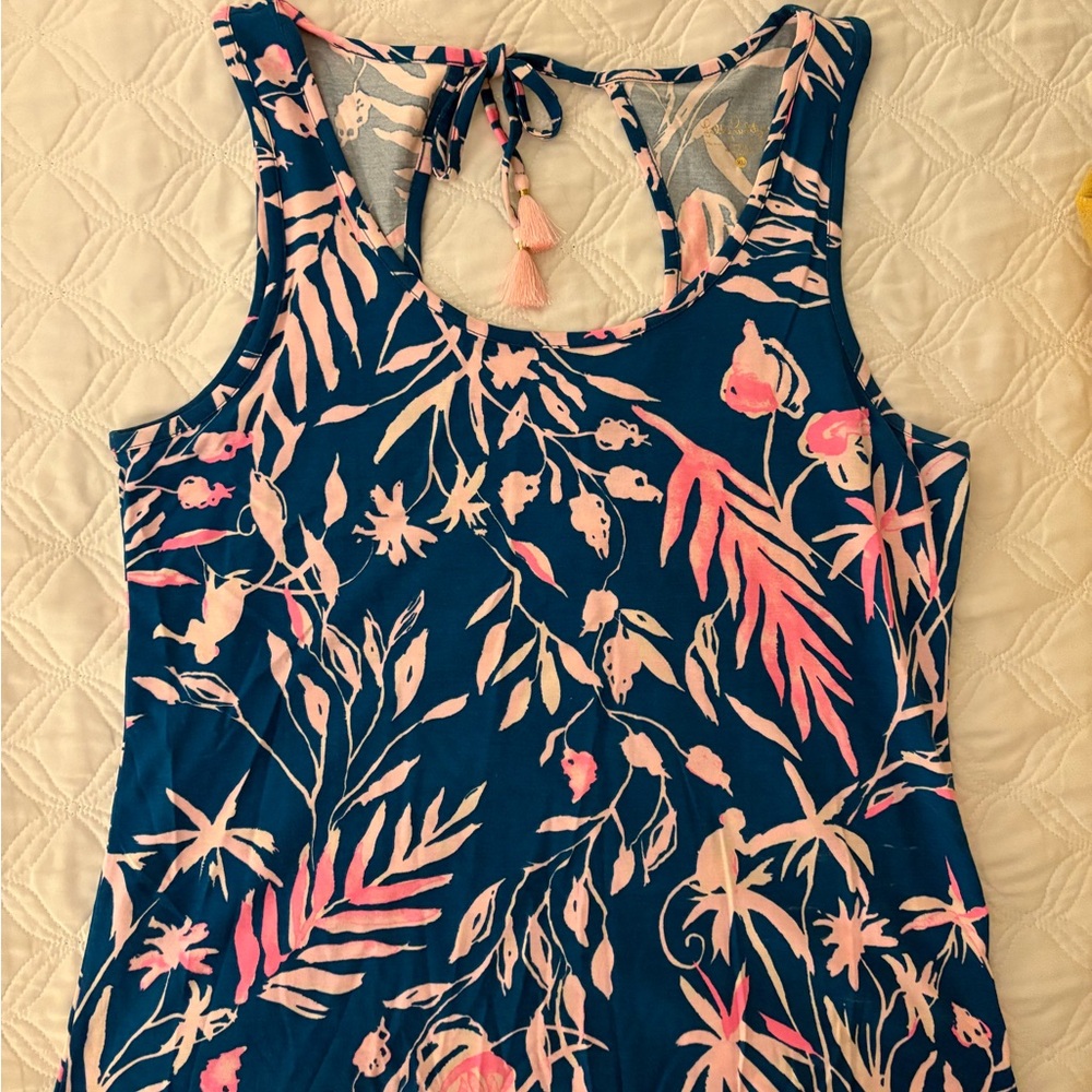 Lilly Pulitzer Vibrant Pink and Hunter Green Leaf Top